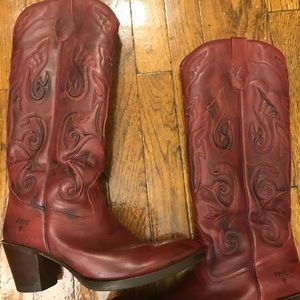 Stunning,Gorgeous Special Anniversary Red Frye Tall Boots ❤️✨